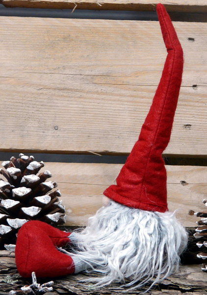 Filzwichtel rot mit Schlenkerbeinen 36cm Weihnachtswichtel
