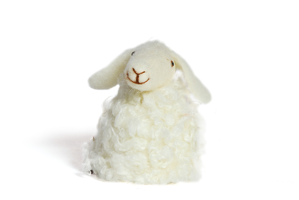 Eierwärmer Schaf weiß aus Filz 10 cm