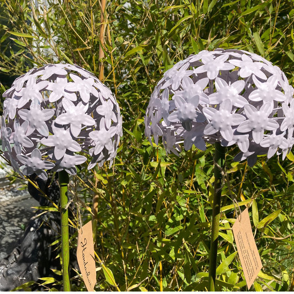 Gartenstecker Allium weiß aus Metall mit Metallstab Blütenbälle 3 Größen
