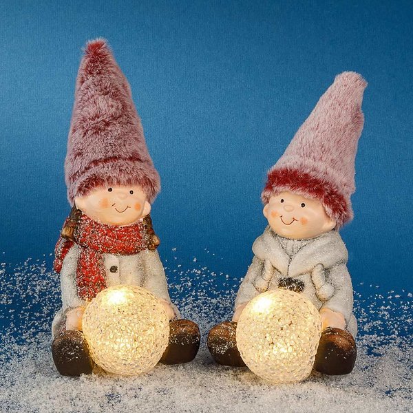 Winterkind Set Mädchen + Junge sitzend 15 cm mit LED und Plüschmütze Weihnachtswichtel